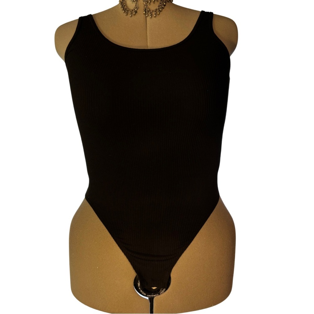 Black Ribbed Bodysuit – Sleek & Snatched